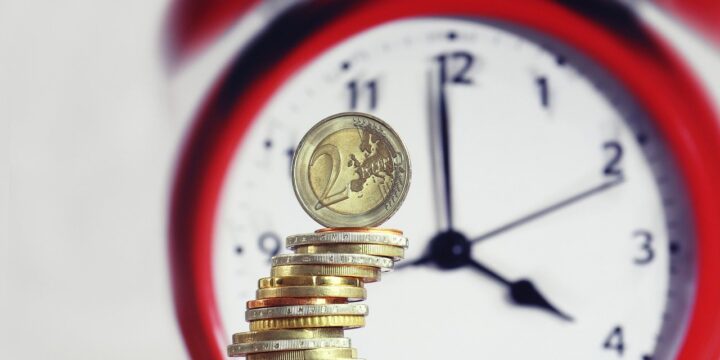 시급 제 근로 계약서 | 고용주와 근로자 모두를 위한 체크리스트